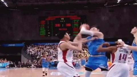 东詹赛场力挽狂澜，文森特盛赞球队巅峰状态